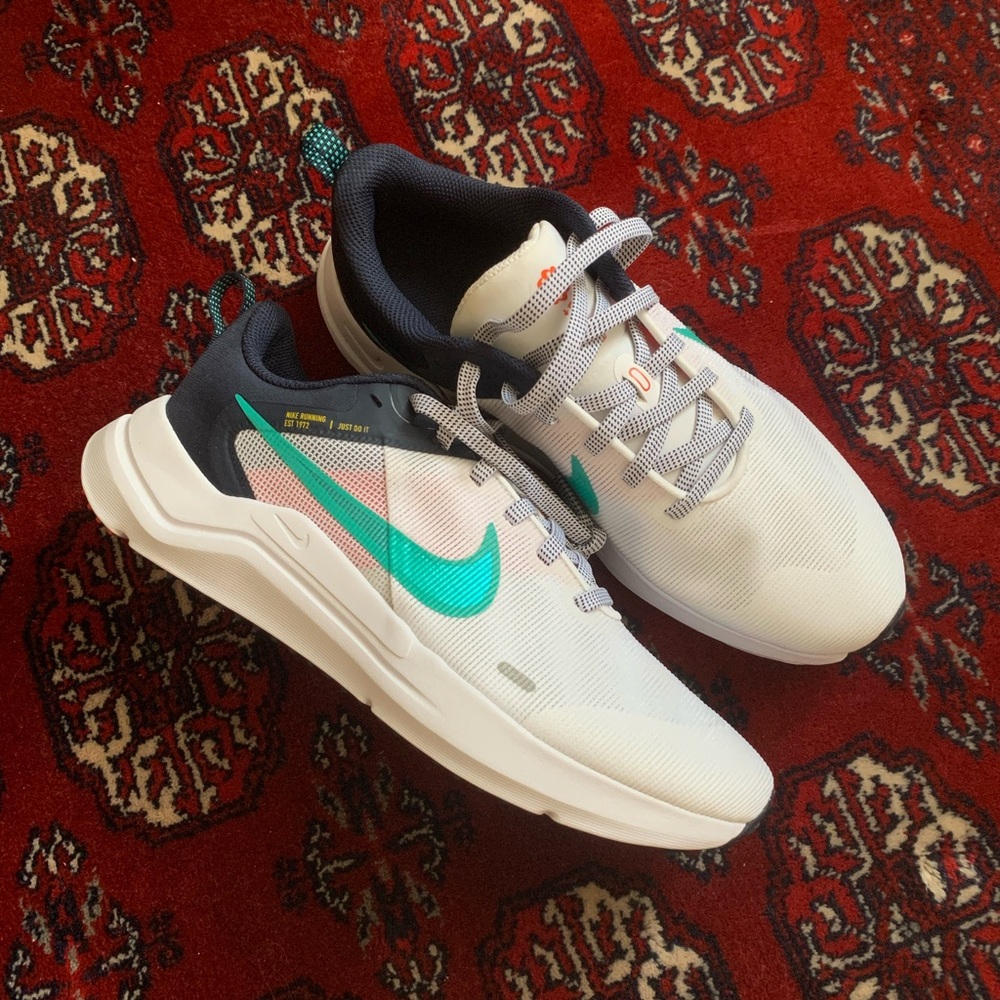Nike Downshifter 12 women’s running shoes